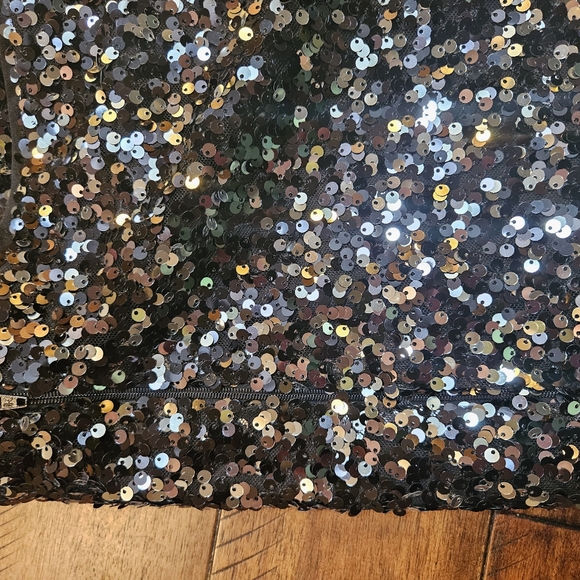 Asos black with silver sequined skirt. Sz 14, never worn - Picture 3 of 3